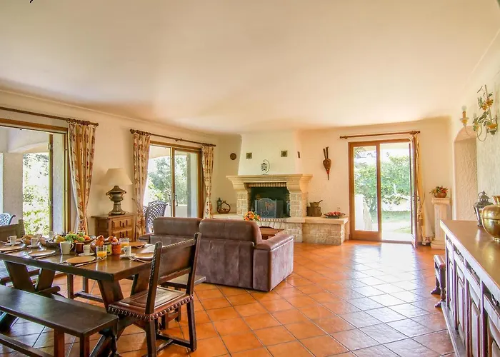 Апартаменты Eden Антиб